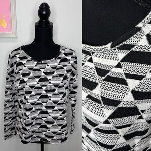 H&M Oversized Black and White Women’s Pullover Sweater (S)